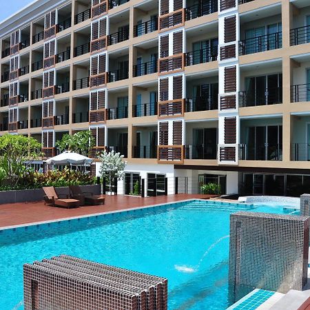 August Suites Pattaya Exteriör bild